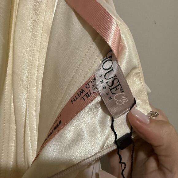 New House of CB Carlotta Dress - Picture 5 of 6